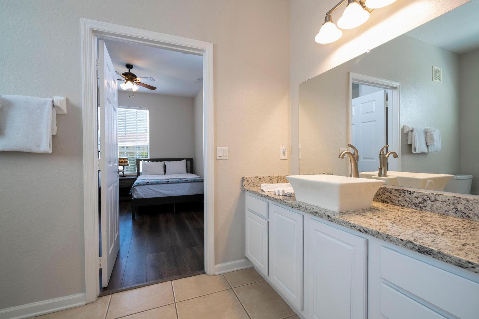 Location Location Orlando Resort Near All Parks! Int'L Dr Exteriör bild